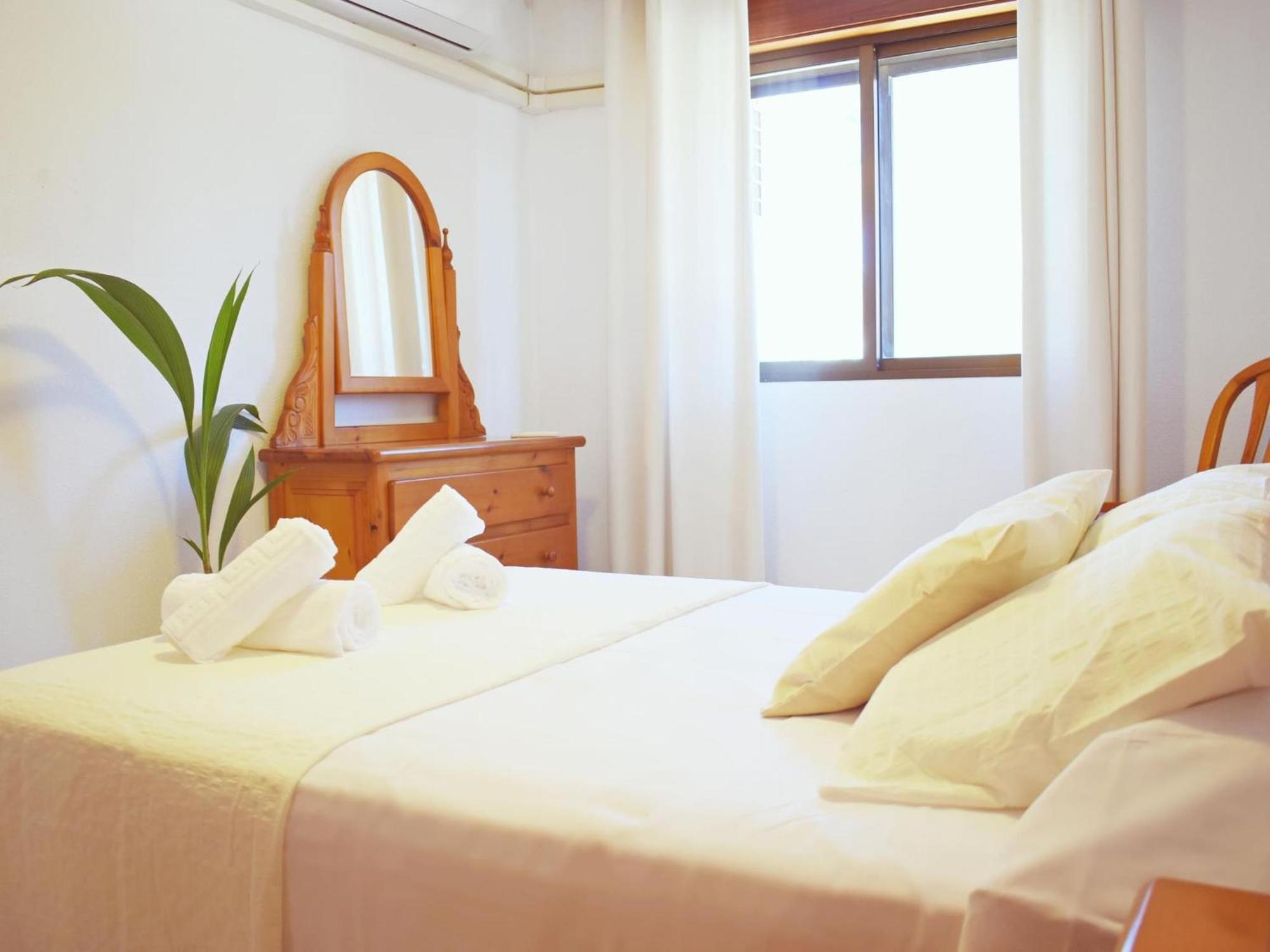 Amplio Y Luminoso Apartamento Cerca Del Centro Y La Playa Con Piscina Y Parking Privado Málaga Exteriör bild